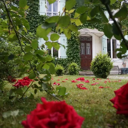 Presbytere ベッド・アンド・ブレックファスト 3*